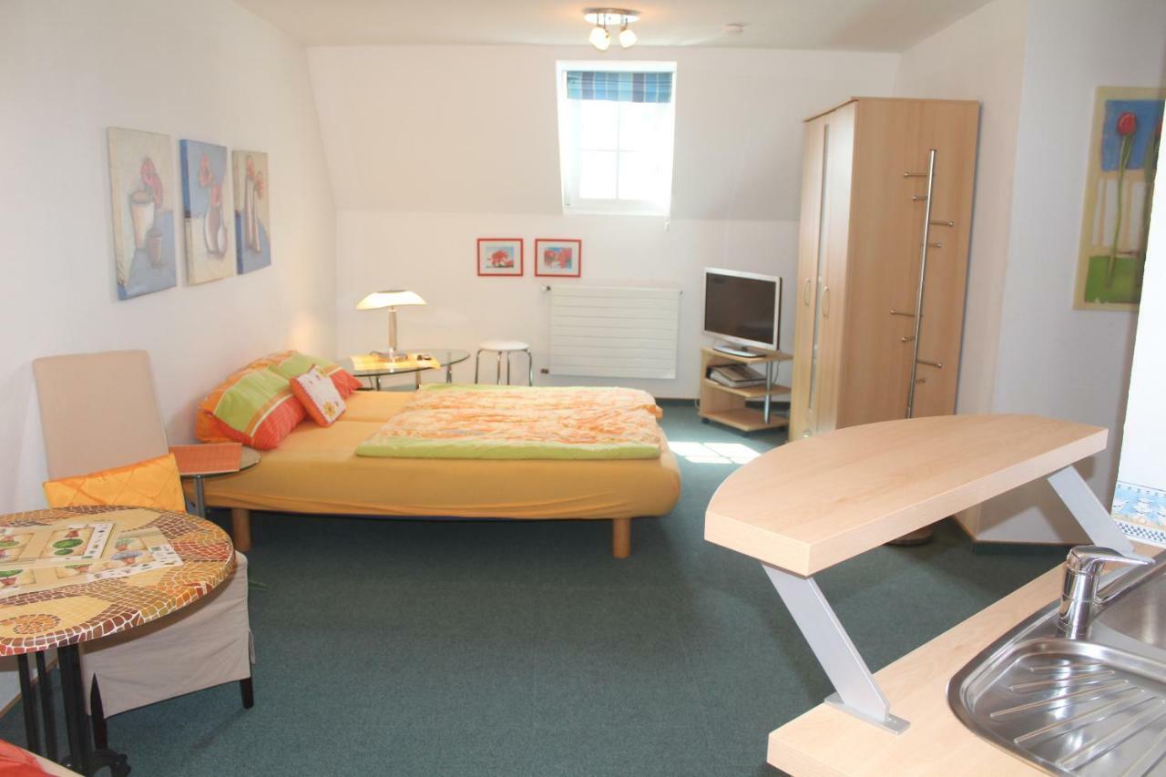 Faehrhaus Ferienwohnung Saarburg Bagian luar foto