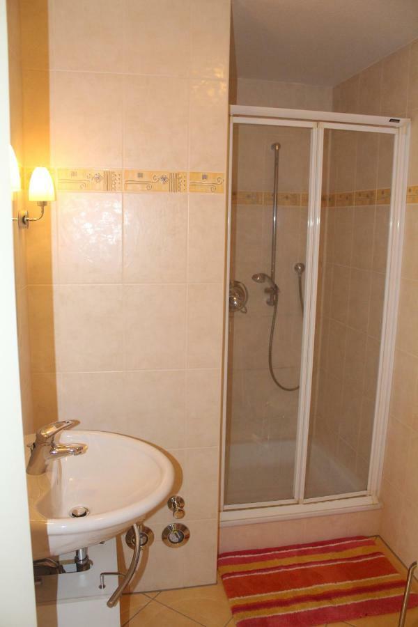 Faehrhaus Ferienwohnung Saarburg Bagian luar foto